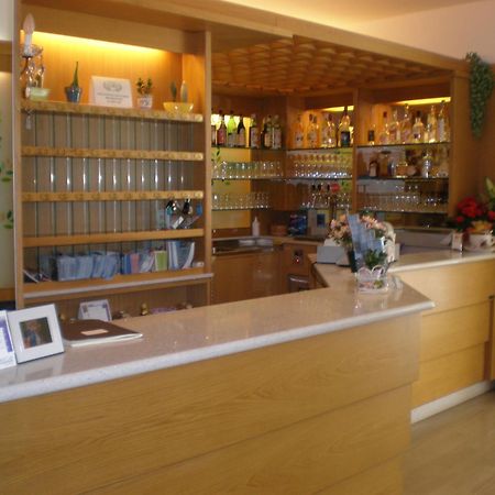 Hotel Gloria Lignano Sabbiadoro Esterno foto