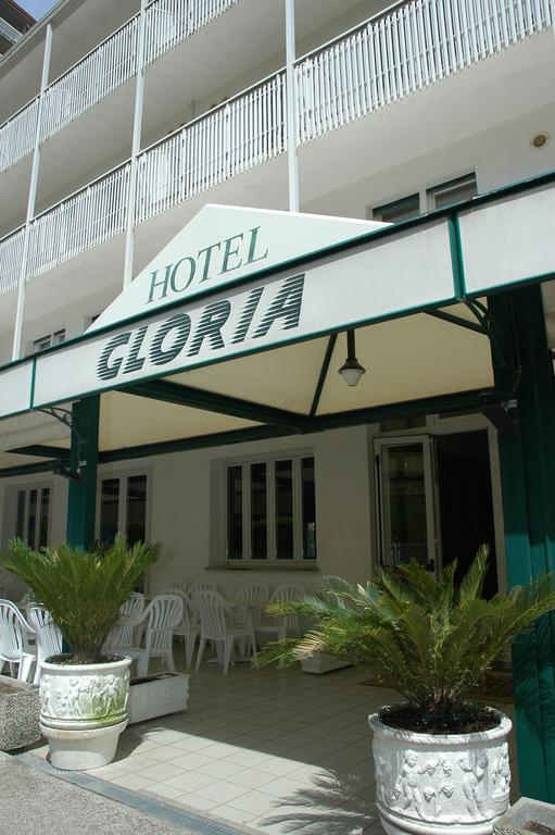 Hotel Gloria Lignano Sabbiadoro Esterno foto