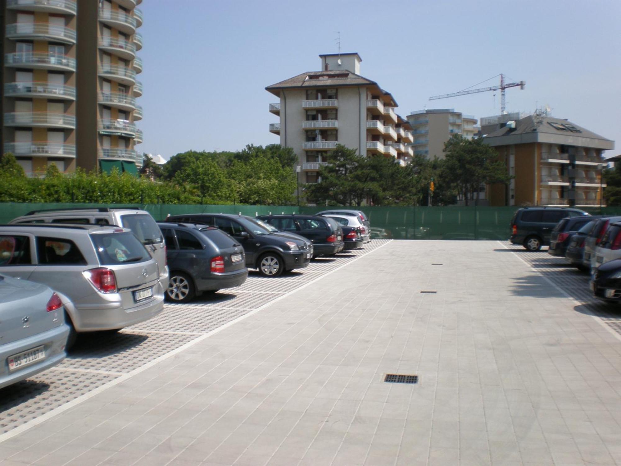 Hotel Gloria Lignano Sabbiadoro Esterno foto