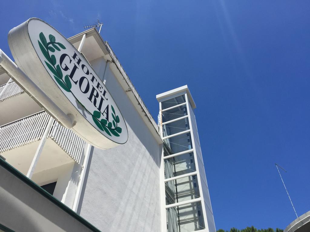 Hotel Gloria Lignano Sabbiadoro Esterno foto