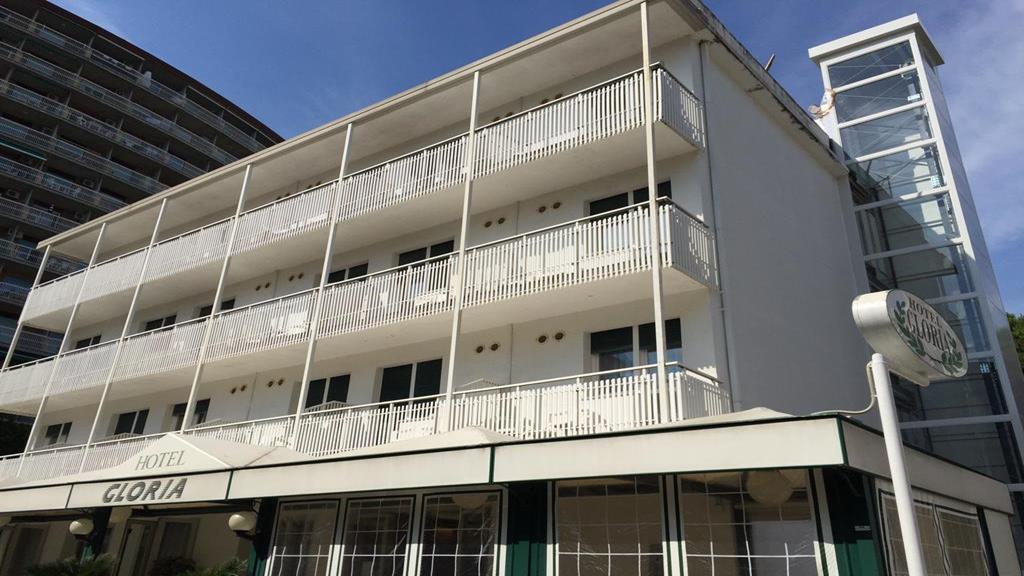 Hotel Gloria Lignano Sabbiadoro Esterno foto